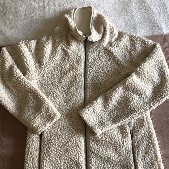 Roots Jacket - Picture 3 of 6